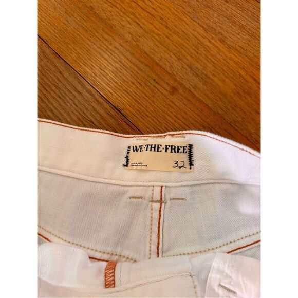 NWT Free People We The Free Ivy Mid-Rise Jean Shorts Cream White Size 32 - Picture 7 of 10